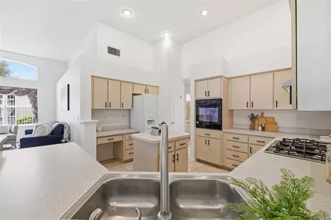 Kitchen - 28331 Openfield Loop, Wesley Chapel, FL 33543 photo 1 of 4