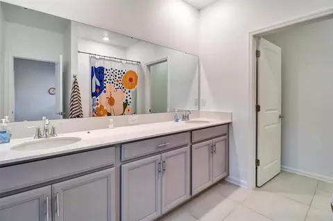 Entry Way - 6352 Sprucepine Ln, Saint Cloud, FL 34771 photo 3 of 3