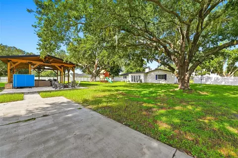 Exterior - 2119 Gallagher Rd, Dover, FL 33527 photo 9 of 12