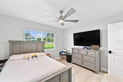 Bedroom - 2119 Gallagher Rd, Dover, FL 33527 photo 3 of 4