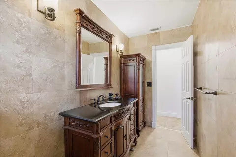 Bath - 3230 Harrison St, Hollywood, FL 33021 photo 2 of 3