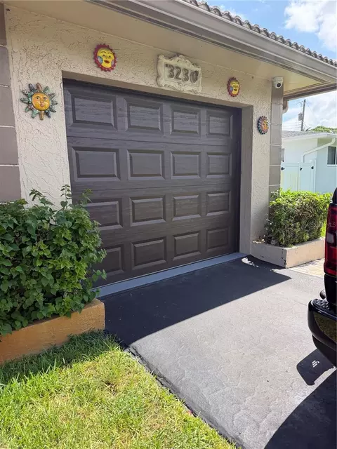 Exterior - 3230 Harrison St, Hollywood, FL 33021 photo 3 of 3