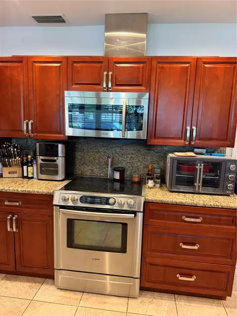 Kitchen - 3230 Harrison St, Hollywood, FL 33021 photo 4 of 4