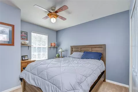 Bedroom - 9328 Stone River Pl, Riverview, FL 33578 photo 3 of 4