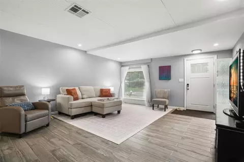Other - 1663 San Mateo Dr, Dunedin, FL 34698 photo 3 of 7