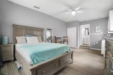 Bedroom - 1663 San Mateo Dr, Dunedin, FL 34698 photo 2 of 4