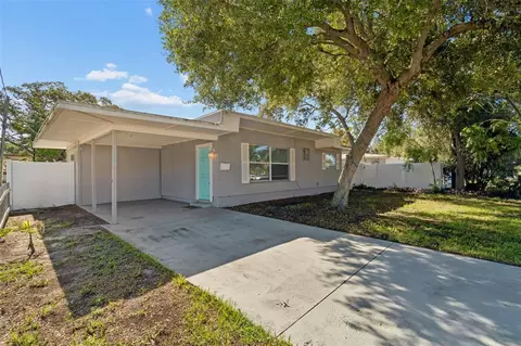 516 64th St S, Saint Petersburg, FL 33707