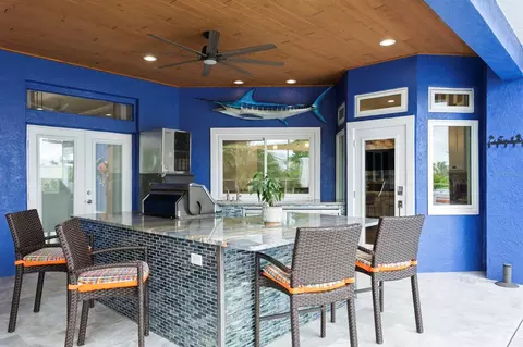 Other - 704 Eagle Ln, Apollo Beach, FL 33572 photo 5 of 14