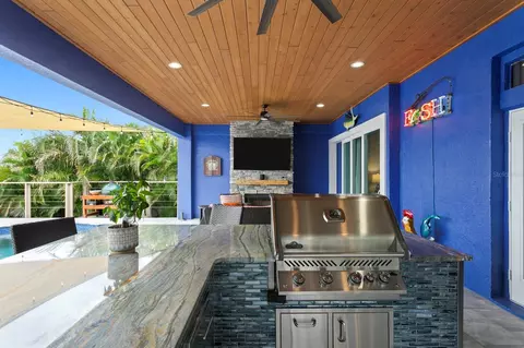Other - 704 Eagle Ln, Apollo Beach, FL 33572 photo 6 of 14