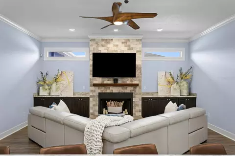 Living - 704 Eagle Ln, Apollo Beach, FL 33572 photo 1 of 2