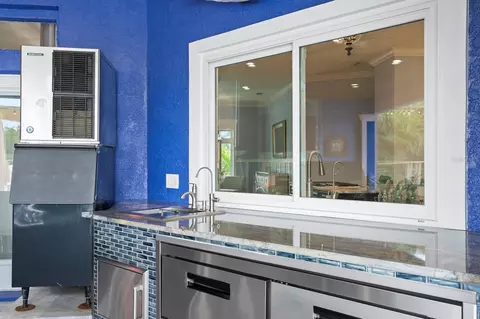 Kitchen - 704 Eagle Ln, Apollo Beach, FL 33572 photo 8 of 8