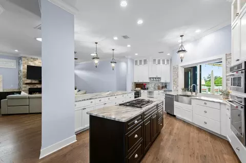 Kitchen - 704 Eagle Ln, Apollo Beach, FL 33572 photo 1 of 8