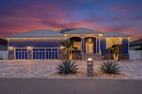 Exterior - 704 Eagle Ln, Apollo Beach, FL 33572 photo 1 of 18