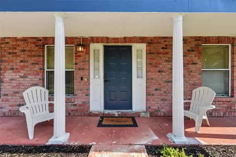 1318 Louisiana St, Plant City, FL 33563