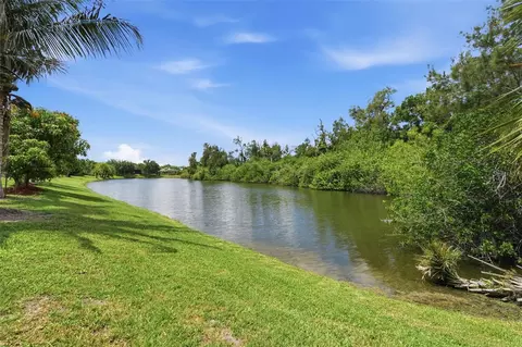 View/Area - 5416 Conch Shell Pl, Apollo Beach, FL 33572 photo 4 of 4