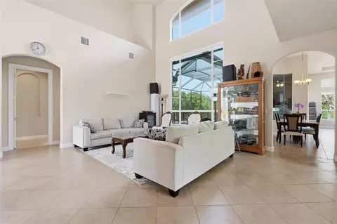 Living - 5416 Conch Shell Pl, Apollo Beach, FL 33572 photo 2 of 5