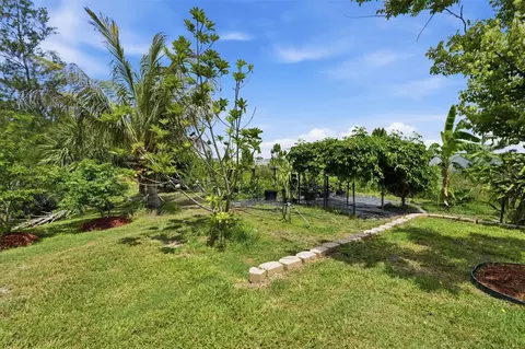 Exterior - 5416 Conch Shell Pl, Apollo Beach, FL 33572 photo 11 of 12