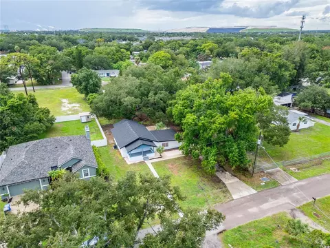 View/Area - 8809 Dyer Rd, Riverview, FL 33578 photo 3 of 7