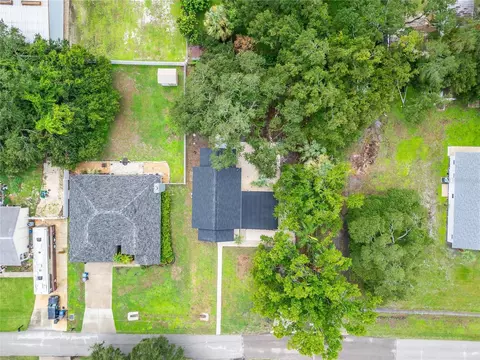 View/Area - 8809 Dyer Rd, Riverview, FL 33578 photo 5 of 7