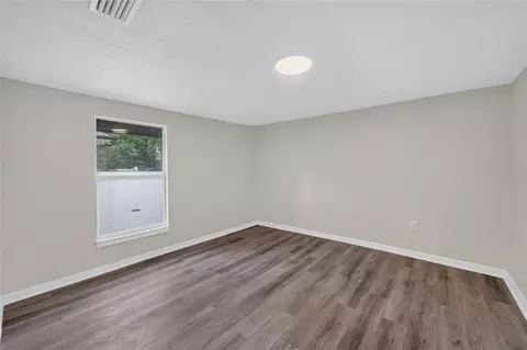 Bedroom - 8809 Dyer Rd, Riverview, FL 33578 photo 4 of 4