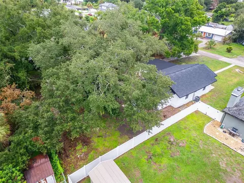 View/Area - 8809 Dyer Rd, Riverview, FL 33578 photo 7 of 7