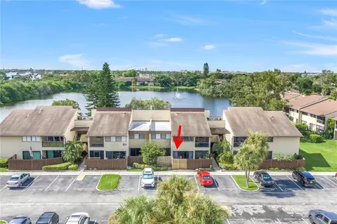 750 N Village Dr N #105, Saint Petersburg, FL 33716