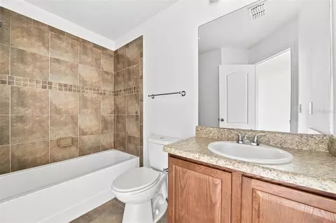 Bath - 2307 Aloha Bay Ct, Ocoee, FL 34761 photo 2 of 3