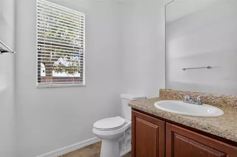 Bath - 2307 Aloha Bay Ct, Ocoee, FL 34761 photo 3 of 3
