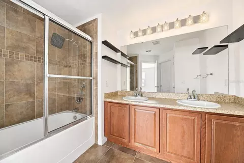 Bath - 2307 Aloha Bay Ct, Ocoee, FL 34761 photo 1 of 3