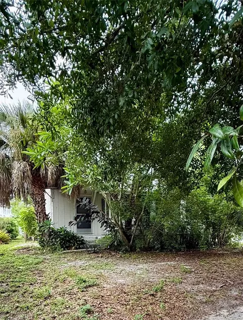766 51st Ave N, Saint Petersburg, FL 33703