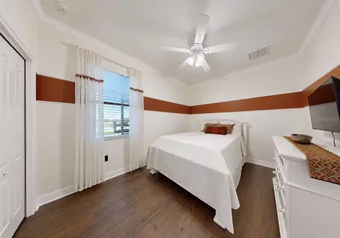 Bedroom - 5335 Sandy Shell Dr, Apollo Beach, FL 33572 photo 1 of 2