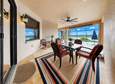 Exterior - 5335 Sandy Shell Dr, Apollo Beach, FL 33572 photo 7 of 10