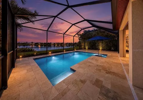Exterior - 5335 Sandy Shell Dr, Apollo Beach, FL 33572 photo 4 of 10
