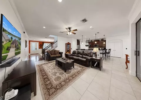 Living - 5335 Sandy Shell Dr, Apollo Beach, FL 33572 photo 2 of 2
