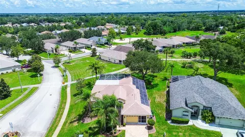 18624 Grand Club Dr, Hudson, FL 34667