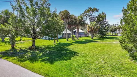 5099 Cedarbrook Ln, Hernando Beach, FL 34607 photo 11