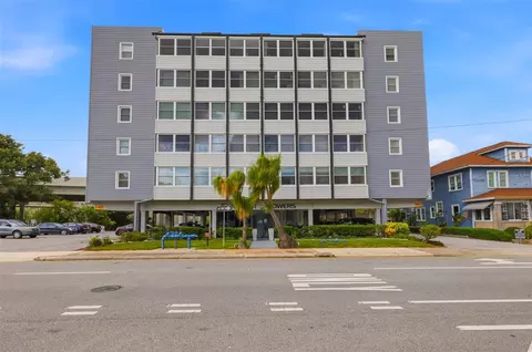 841 4th Ave N #27, Saint Petersburg, FL 33701