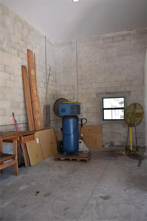 Other - 5319 W Trapnell Rd, Dover, FL 33527 photo 9 of 10