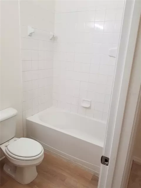 Bath - 6116 Olivedale Dr, Riverview, FL 33578 photo 1 of 2