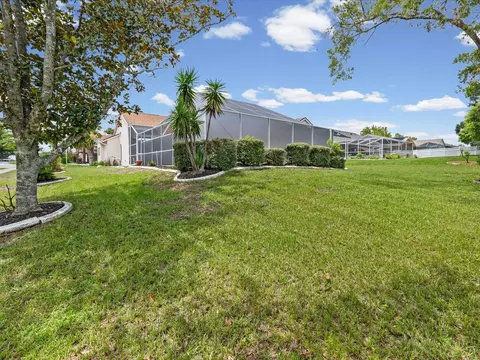Exterior - 1302 Henry Ave, Spring Hill, FL 34608 photo 7 of 10