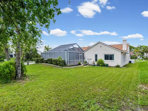 Exterior - 1302 Henry Ave, Spring Hill, FL 34608 photo 9 of 10