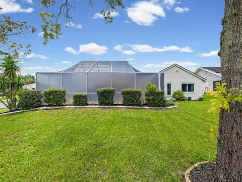 Exterior - 1302 Henry Ave, Spring Hill, FL 34608 photo 8 of 10