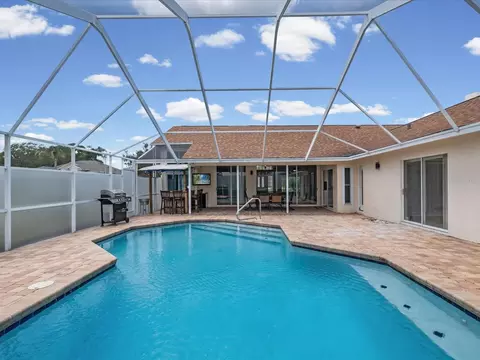 Exterior - 1302 Henry Ave, Spring Hill, FL 34608 photo 6 of 10