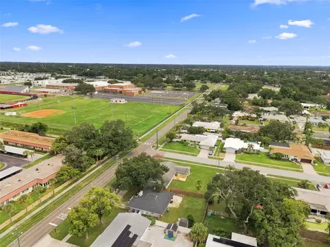 View/Area - 1680 Pinehurst Rd, Dunedin, FL 34698 photo 9 of 10