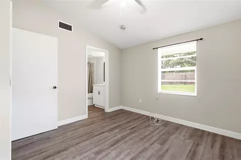 Bedroom - 1680 Pinehurst Rd, Dunedin, FL 34698 photo 4 of 6