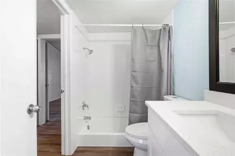 Bath - 1680 Pinehurst Rd, Dunedin, FL 34698 photo 2 of 2