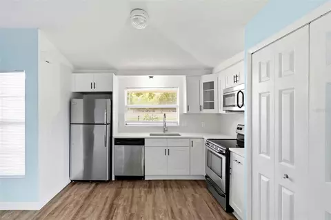 Kitchen - 1680 Pinehurst Rd, Dunedin, FL 34698 photo 6 of 7