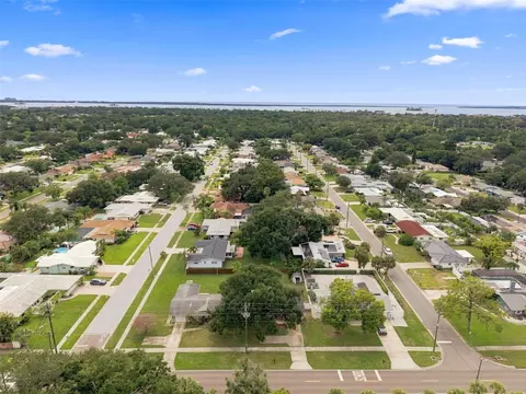 View/Area - 1680 Pinehurst Rd, Dunedin, FL 34698 photo 6 of 10