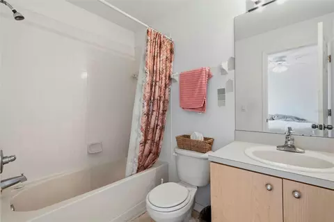 Bath - 11082 Winter Crest Dr, Riverview, FL 33569 photo 1 of 2