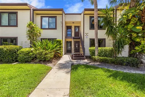 428 Moorings Cove Dr #7F, Tarpon Springs, FL 34689